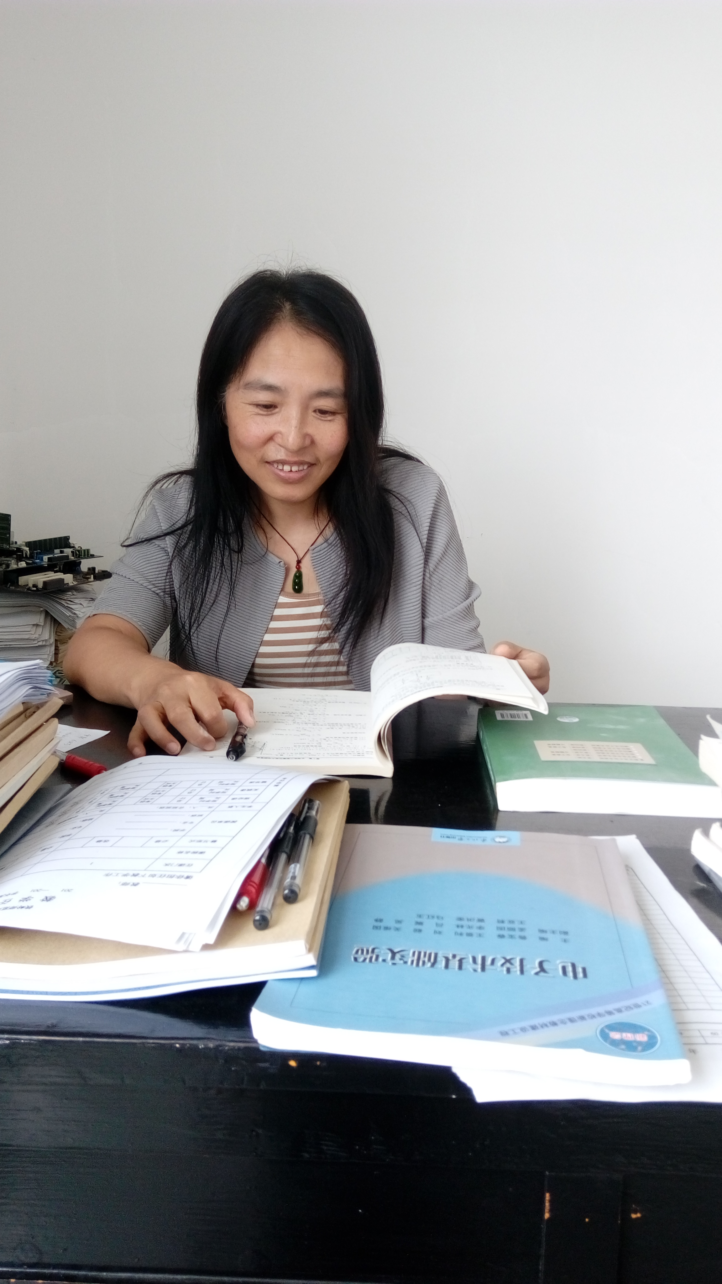 张艳丽教师简介